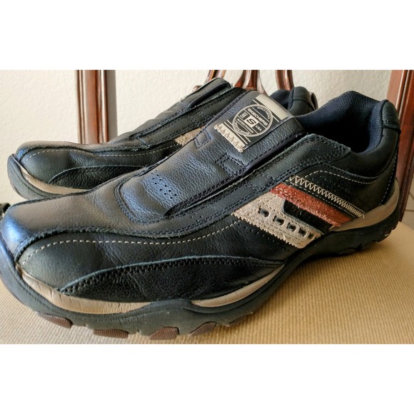 Skechers Shoe Mens Size 10 Black Leather Relaxed Fit Loafer Slip On Sneakers - Picture 1 of 7